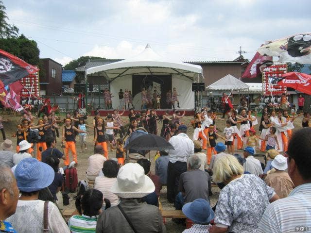 中山道柏原宿やいと祭