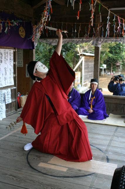 熊野神社の神楽