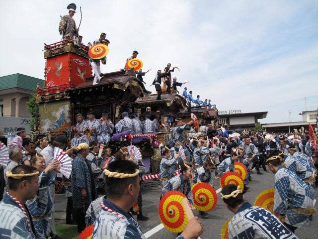 駅前総踊り