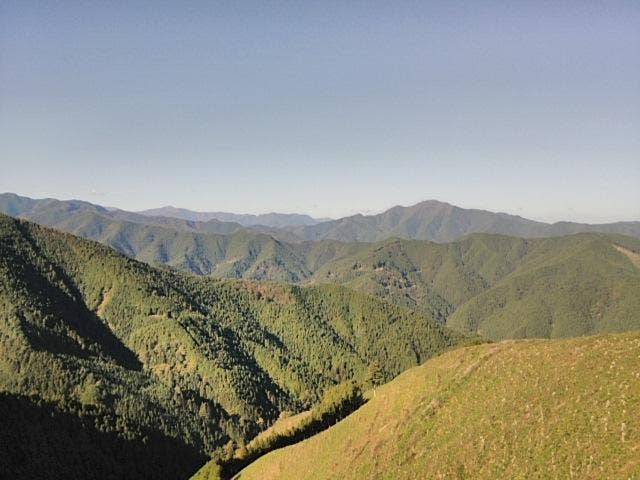 尾根路からの風景