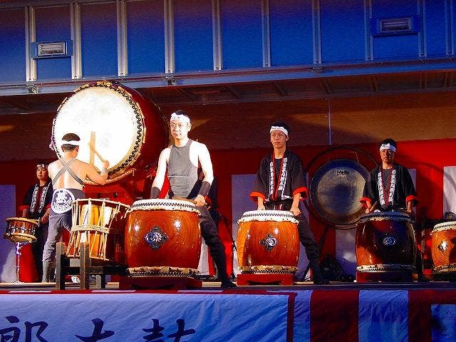 ひなせ甚九郎太鼓