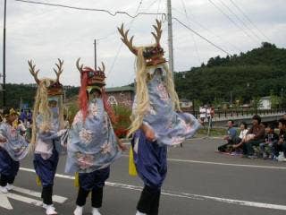 民田山しし踊り