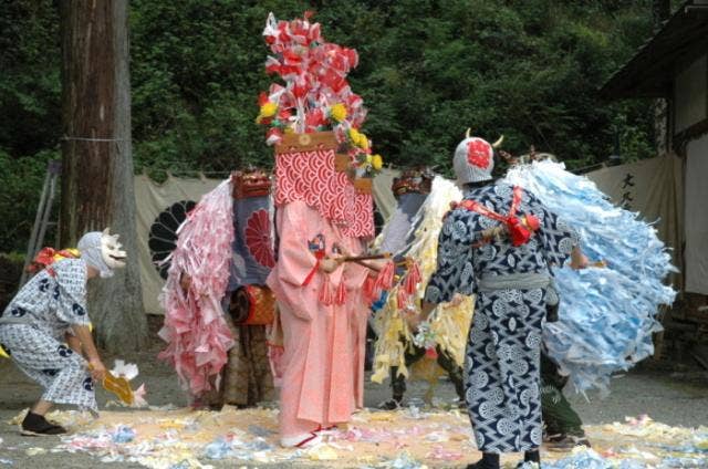 住吉神社獅子舞