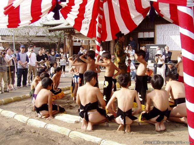 岩槻釣上地区の古式土俵入り