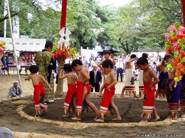 岩槻笹久保地区の古式土俵入り