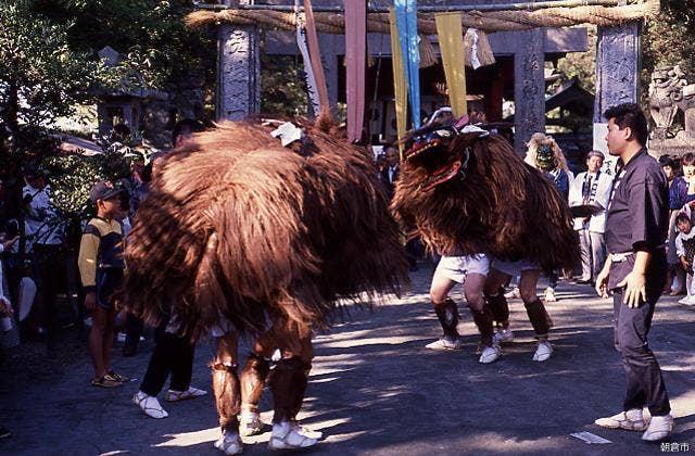 蜷城の獅子舞