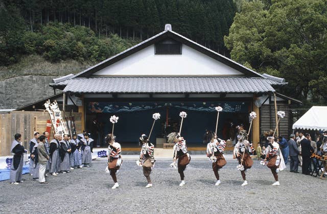 神踊・杖踊