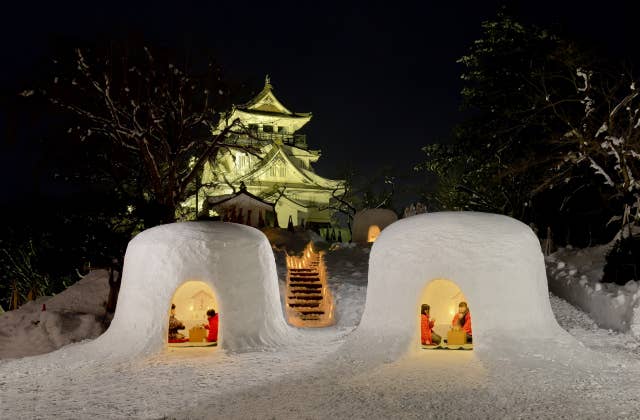 横手のかまくら