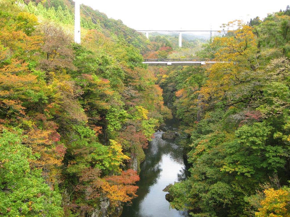 梵字川渓谷・湯殿山周辺の紅葉