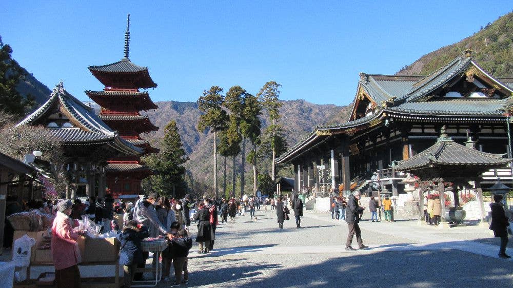 身延山久遠寺 初詣