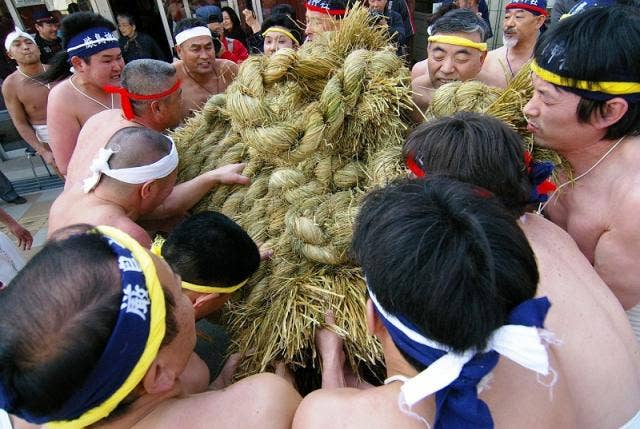 つつこ引き祭り