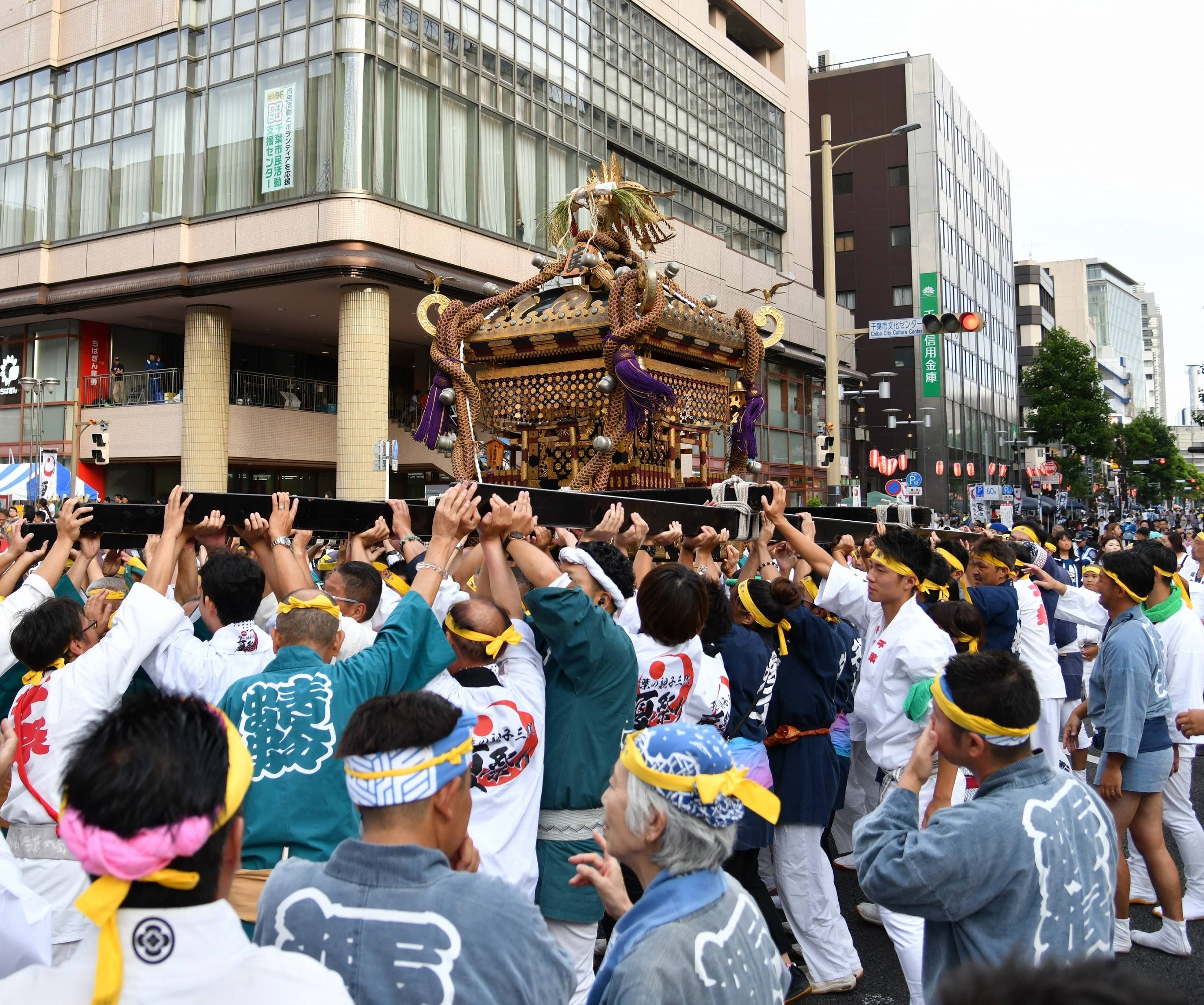 みこし・山車の渡御