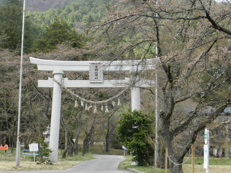 鳥居