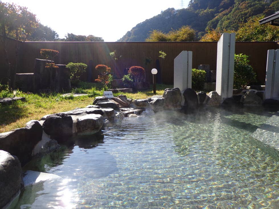 天然温泉つたの湯でのんびり