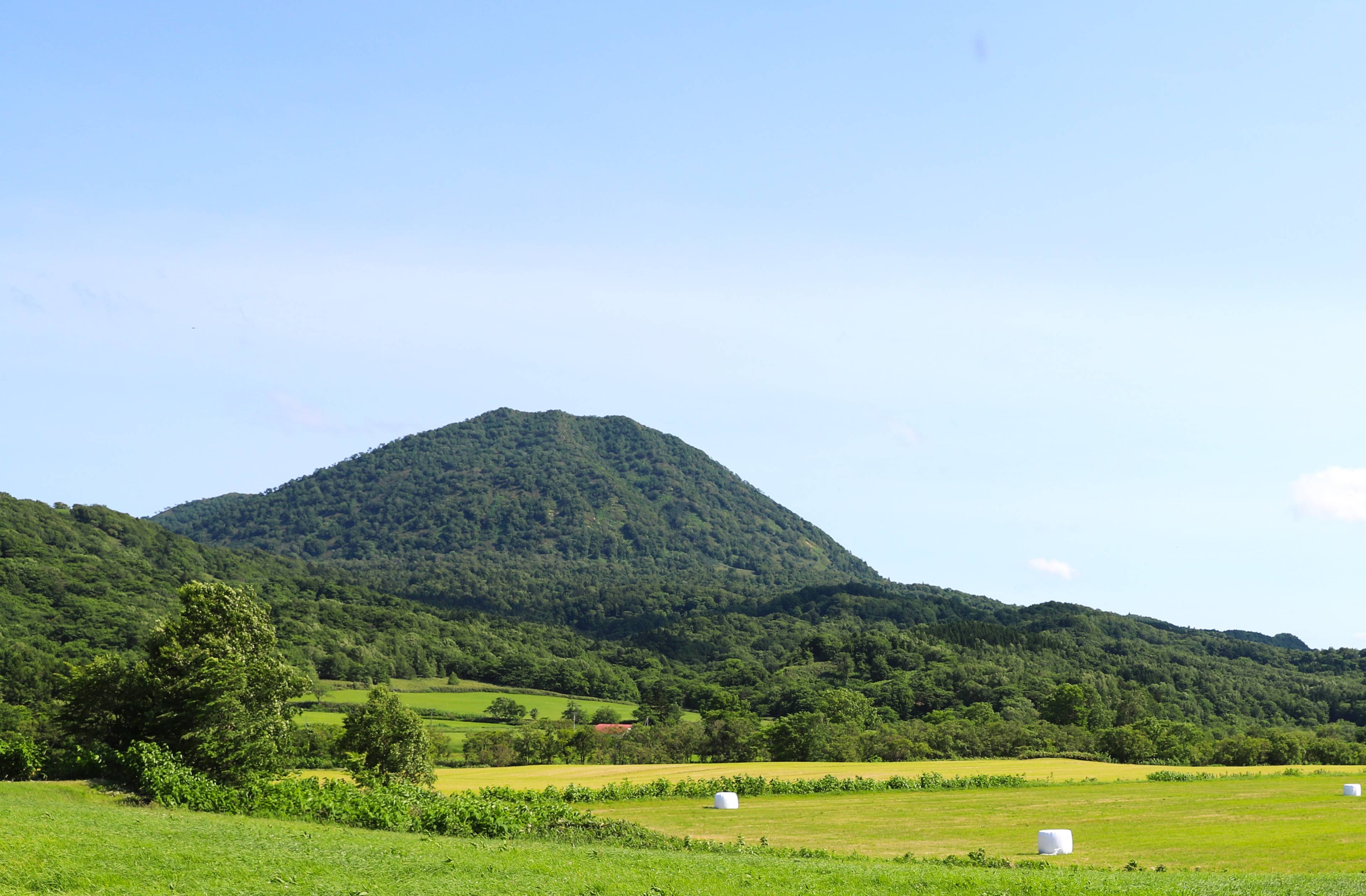 ピンネシリ岳