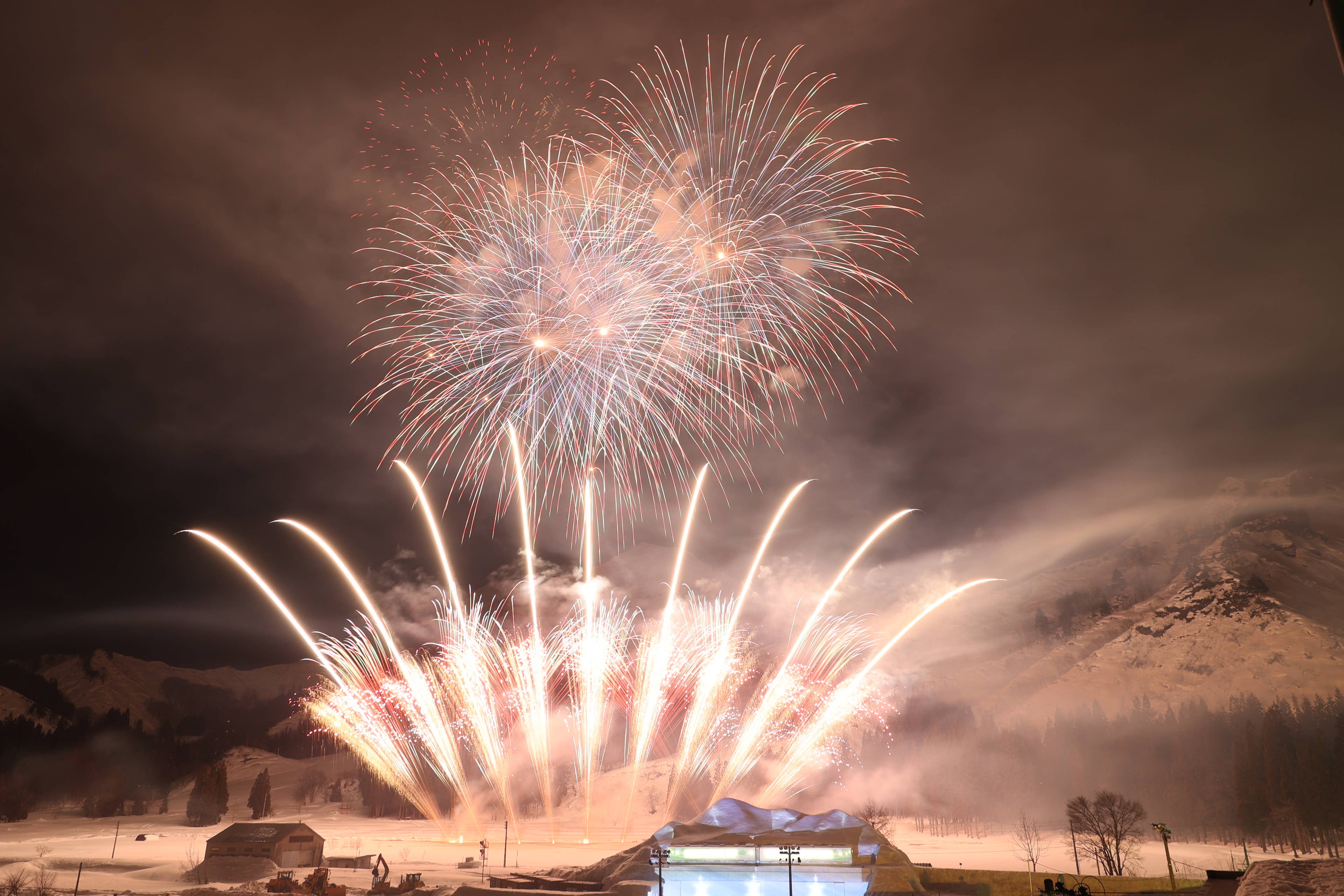 第51回只見ふるさとの雪まつり 祈願花火大会