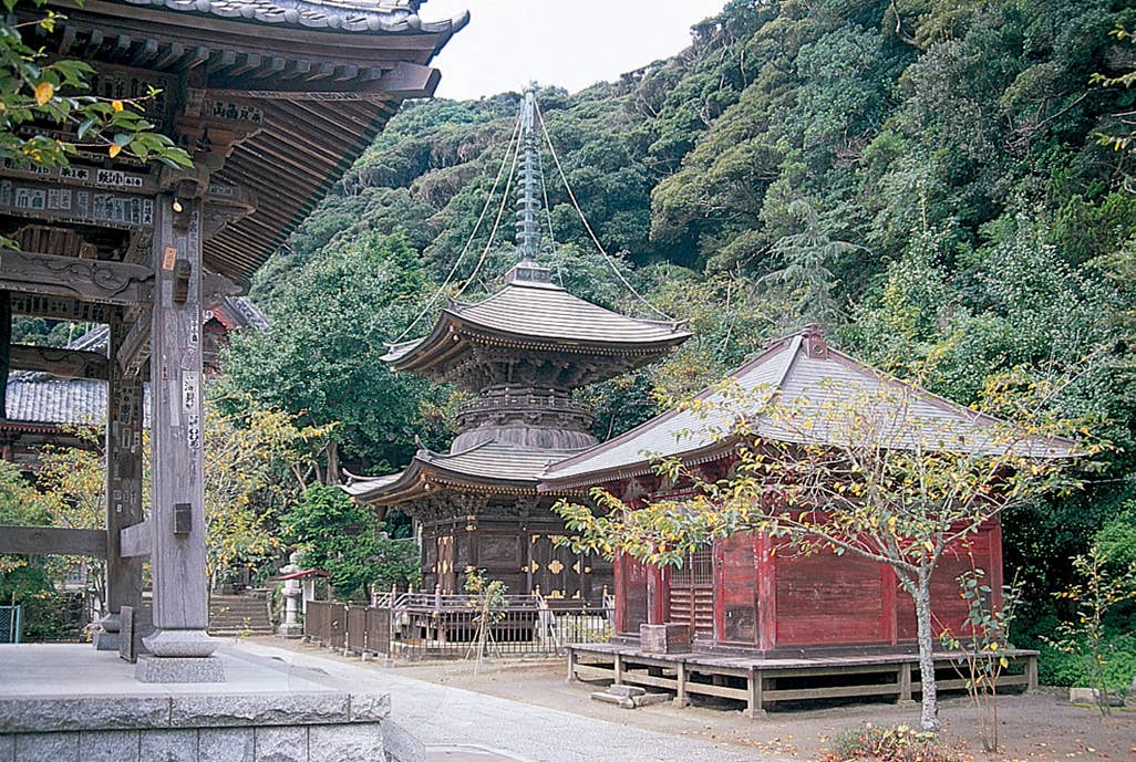 Nago-ji Temple