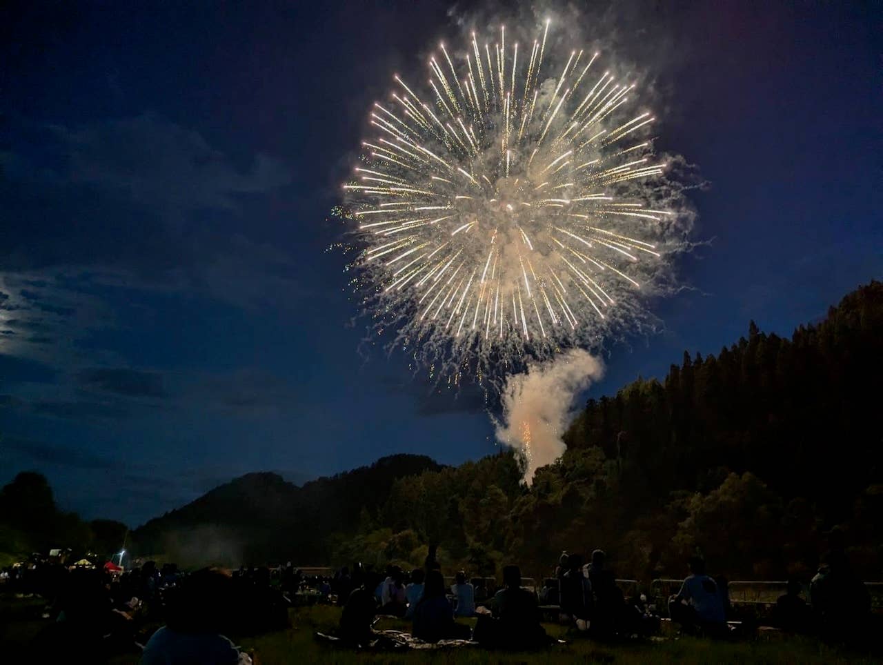 阿仁の花火大会と灯籠流し