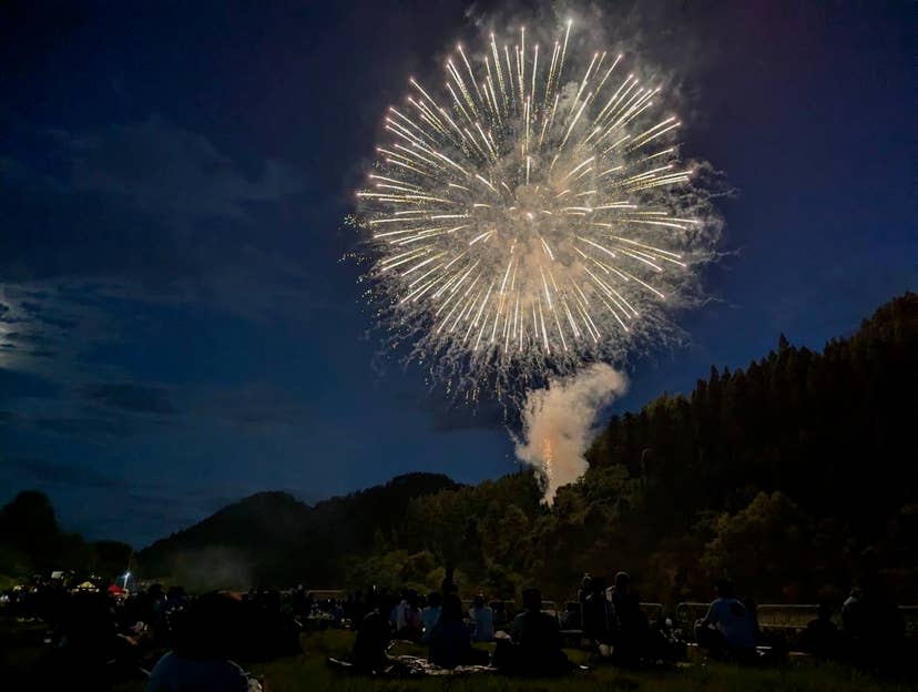阿仁の花火大会と灯籠流し